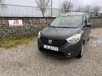 Usado Dacia Dokker Comfort 90 HP (66 kW) 2017 Cinza Monovolume