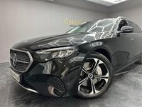 Usado Mercedes E300 AMG line 320 HP (235 kW) 2024 Preto Carrinha