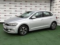 Usado VW Polo 75 HP (55 kW) 2018 Cinza prata Citadino