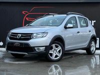 Usado Dacia Sandero 90 HP (66 kW) 2016 Cinza