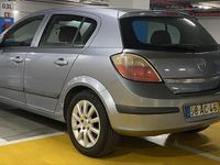 Usado Opel Astra 90 HP (66 kW) 2005 Sedan