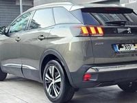 Usado Peugeot 3008 131 HP (96 kW) 2019 Cinzento SUV