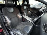 Usado Volvo V60 R-Design 288 HP (211 kW) 2017 Preto Carrinha
