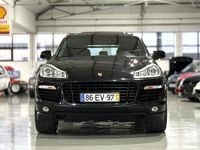 Usado Porsche Cayenne Turbo 500 HP (367 kW) 2007 Preto SUV