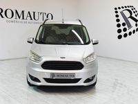 Usado Ford Tourneo Courier 100 HP (73 kW) 2016 Cinzento Monovolume