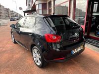 Usado Seat Ibiza 70 HP (51 kW) 2011 Preto
