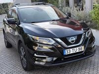 Usado Nissan Qashqai N-Connecta 115 HP (84 kW) 2017 Preto SUV