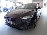 Usado Ford Focus Active X 120 HP (88 kW) 2022 Preto (metalizado)