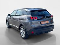 Usado Peugeot 3008 Active 130 HP (95 kW) 2024 Branco SUV