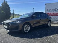 Usado Ford Focus 125 HP (91 kW) 2022 Cinza escuro Citadino