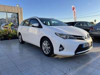 Usado Toyota Auris Comfort 124 HP (91 kW) 2012 Branco Citadino