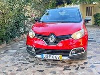 Usado Renault Captur Expression 90 HP (66 kW) 2015 Vermelho SUV