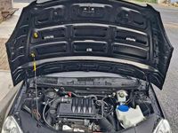 Usado Mercedes B180 109 HP (80 kW) 2009 Preto Monovolume