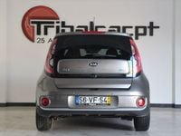 Usado Kia Soul EV 80 kW (110 HP) 2018 Cinzento (metalizado) SUV