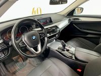 Usado BMW 520 Sport Line 190 HP (139 kW) 2018 Cinzento Carrinha