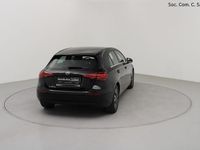 Usado Mercedes A180 116 HP (85 kW) 2025 Preto Sedan