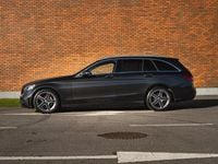 Usado Mercedes C220 AMG line 194 HP (142 kW) 2020 Cinza escuro Carrinha