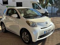 Usado Toyota iQ 68 HP (50 kW) 2009 Branco Citadino