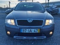 Usado Skoda Octavia Scout 4x4 140 HP (102 kW) 2009 Cinza Carrinha