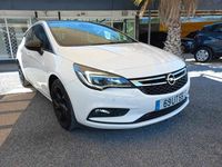 Usado Opel Astra 105 HP (77 kW) 2018 Branco Citadino