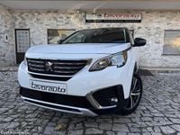 Usado Peugeot 5008 Allure 120 HP (88 kW) 2018 Branco Monovolume