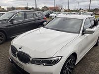Usado BMW 330e Sport Line 292 HP (214 kW) 2019 Sedan