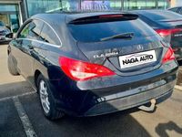 usado Mercedes CLA200 Shooting Brake d Urban Aut.