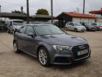 Usado Audi A3 110 HP (80 kW) 2018 Cinzento Sedan