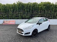 Usado Ford Fiesta Titanium 95 HP (69 kW) 2016 Branco Citadino