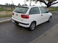 usado Seat Ibiza 1.9 sdi (gasóleo) 5 lugares 3 portas ano 00