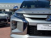 Usado Mitsubishi L200 Intense 150 HP (110 kW) 2022 Cinzento Pickup