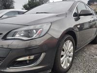 Usado Opel Astra Excite 110 HP (80 kW) 2016 Cinzento Carrinha