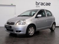Usado Toyota Yaris 65 HP (47 kW) 2005 Cinzento