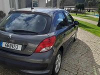 Usado Peugeot 207 68 HP (50 kW) 2009 Cinzento Citadino