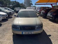 Usado Audi A4 130 HP (95 kW) 2002 Cinzento Carrinha