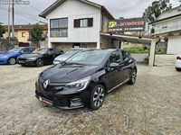 Usado Renault Clio V Evolution 100 HP (73 kW) 2023 Preto