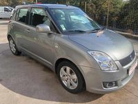 Usado Suzuki Swift 75 HP (55 kW) 2010 Cinzento Citadino