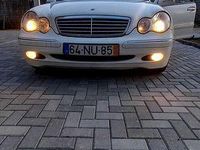 Usado Mercedes C220 Elegance 140 HP (102 kW) 2002 Sedan