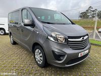 Usado Opel Vivaro S 125 HP (91 kW) 2018 Cinza Monovolume
