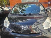 Usado Toyota iQ 90 HP (66 kW) 2009 Preto Citadino
