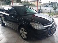 Usado Opel Astra Edition 90 HP (66 kW) 2008 Preto Carrinha