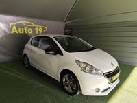 usado Peugeot 208 1.6 e-HDi Allure