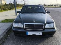 Usado Mercedes C250 150 HP (110 kW) 1998 Sedan
