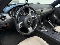 Usado Mazda MX5 Exclusive 126 HP (92 kW) 2007 Outro Cabrios