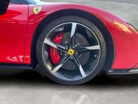 Usado Ferrari SF90 1000 HP (735 kW) 2022 Vermelho Coupé