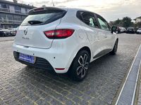 Usado Renault Clio IV Zen 90 HP (66 kW) 2018 Branco