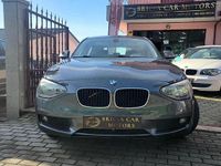 Usado BMW 116 Sport Line 116 HP (85 kW) 2015 Cinzento Citadino