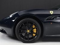 Usado Ferrari California 460 HP (338 kW) 2011 Azul Cabrios