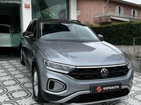 Usado VW T-Roc 110 HP (80 kW) 2023 Cinza SUV