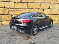 Usado Mercedes GLC220 AMG 170 HP (125 kW) 2018 Preto Coupé